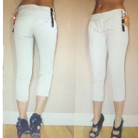 Joe’s Jeans Pleated Mid-Rise Ivory Cotton Linen Crop Capri Pants. - Picture 13 of 13